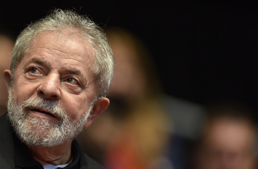 O ex-presidente do Brasil, Lula, em evento no Chevrolet Hall em Belo Horizonte MG