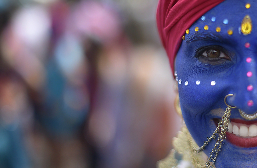 Integrante do bloco Pena de Pavão de Krishna, Belo Horizonte (MG)