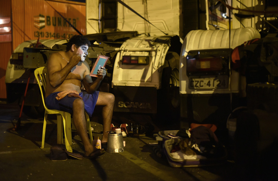 A vida por trás do picadeiro