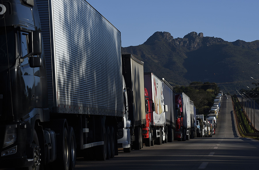 Greve dos caminhoneiros na BR381, Igarapé (MG)