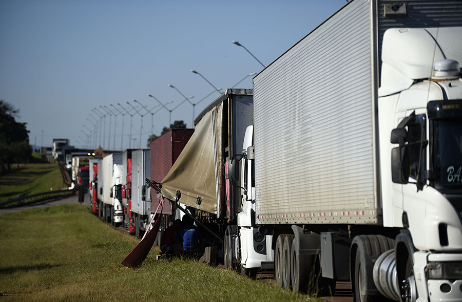 Greve dos caminhoneiros na BR381, Igarapé (MG)