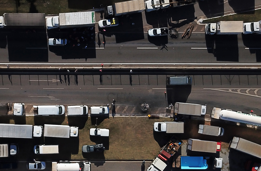 Greve dos caminhoneiros na MG050, Juatuba (MG)