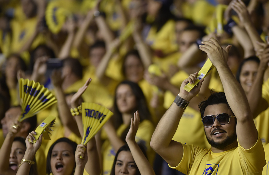 Torcida empurra o Brasil e faz festa nas arquibancadas do Mineirinho. Belo Horizonte MG)
