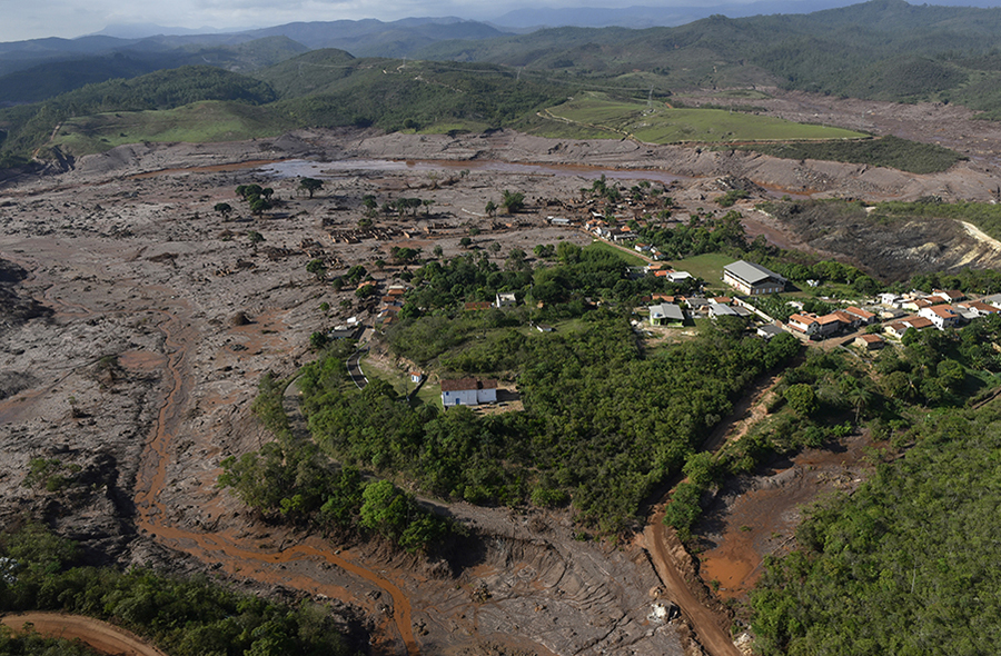 Vista aérea de como ficou Bento Rodrigues, Mariana (MG)
