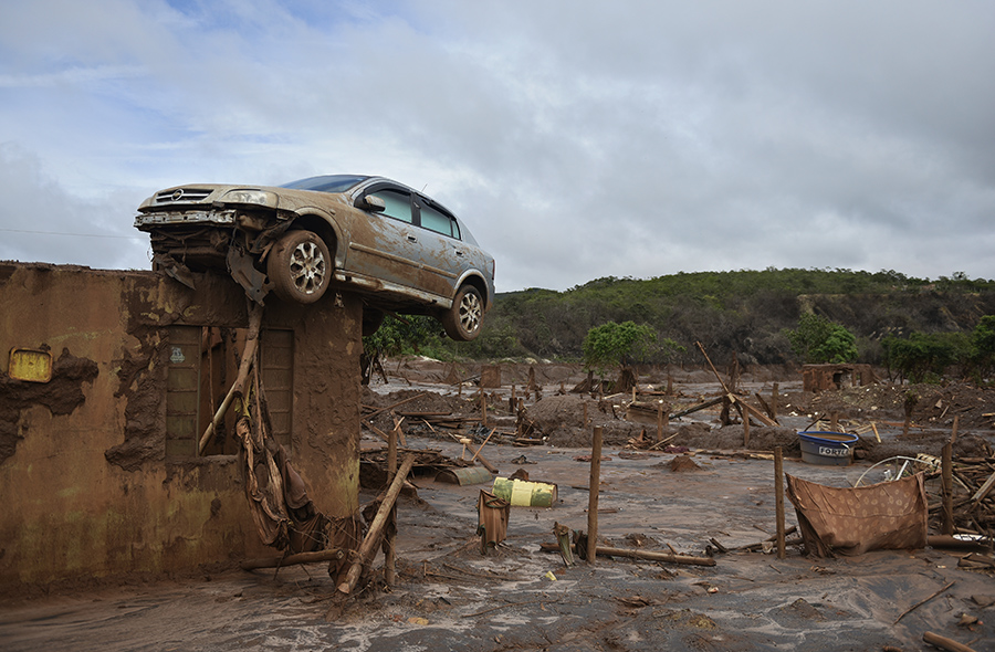 Destruição em Bento Rodrigues, Mariana (MG)